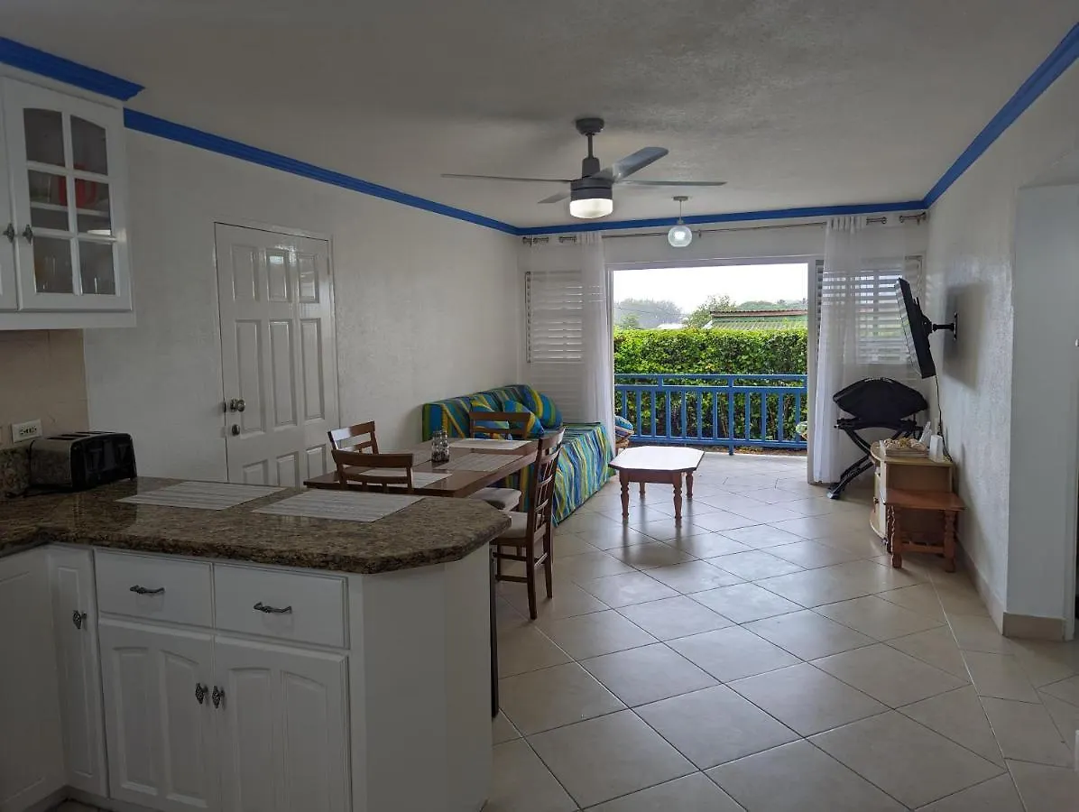 Seaside Apartment Nr Beach, Supermarket And Bus Route Christchurch