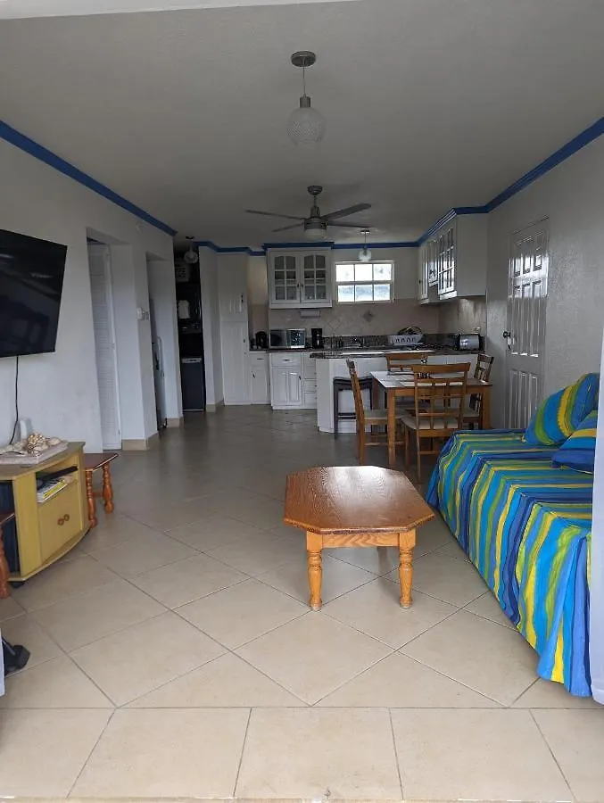 Seaside Apartment Nr Beach, Supermarket And Bus Route Christchurch